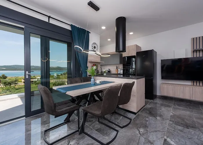 Blue Sky Zadarvillas * Turanj