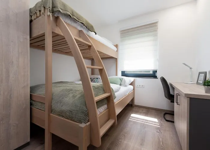 Blue Sky Zadarvillas Willa Turanj