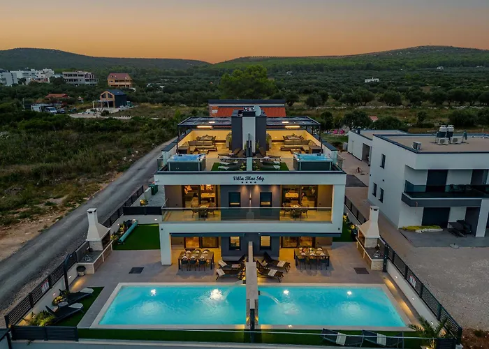Blue Sky Zadarvillas Willa Turanj