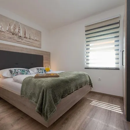 Blue Sky Zadarvillas * Турань