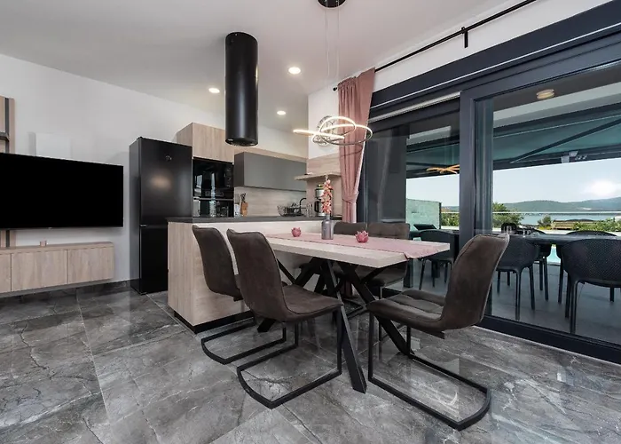 Blue Sky Zadarvillas *