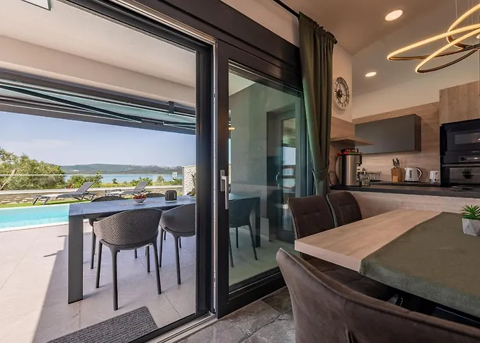 Blue Sky Zadarvillas *